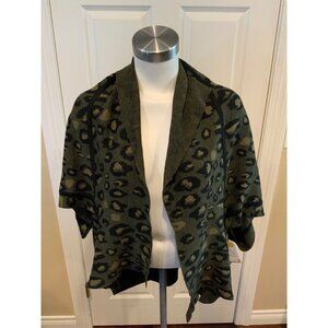 Akemi + Kin Green & Black Terra Animal Print Kimono Sleeve Cardigan, Sz O/S